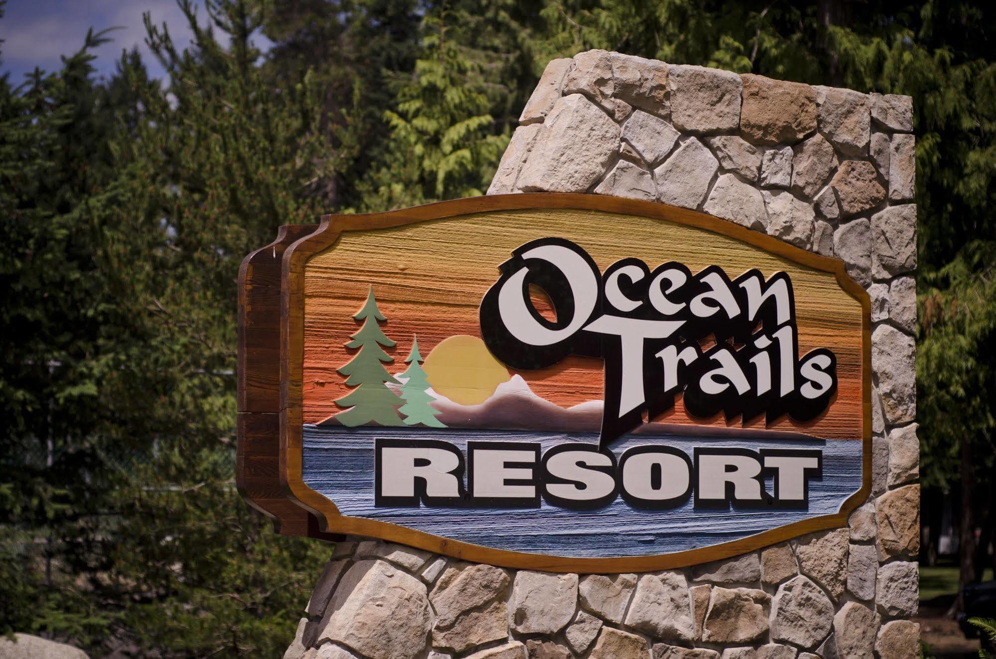 Ocean Trails Resort Parksville Extérieur photo